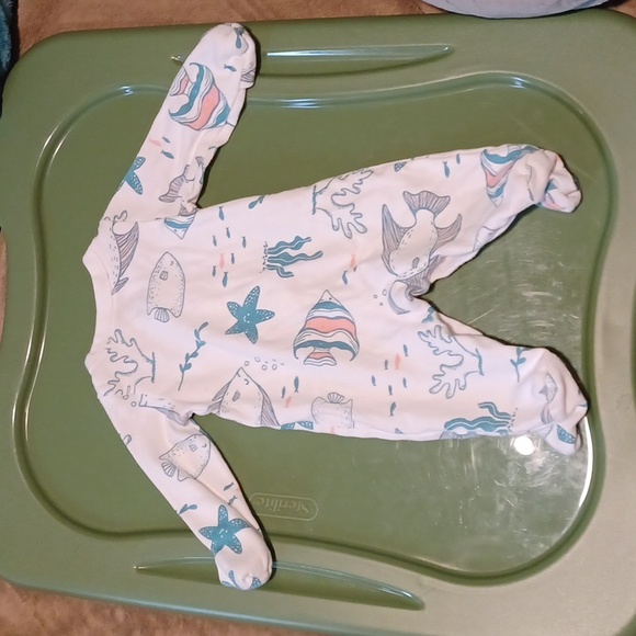 Onsie - Picture 1 of 2